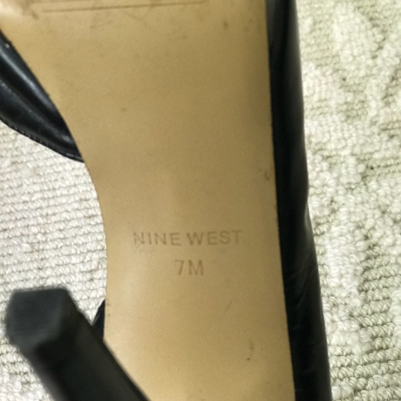 Nine West Peep Toe Heels with Rose - Picture 5 of 7